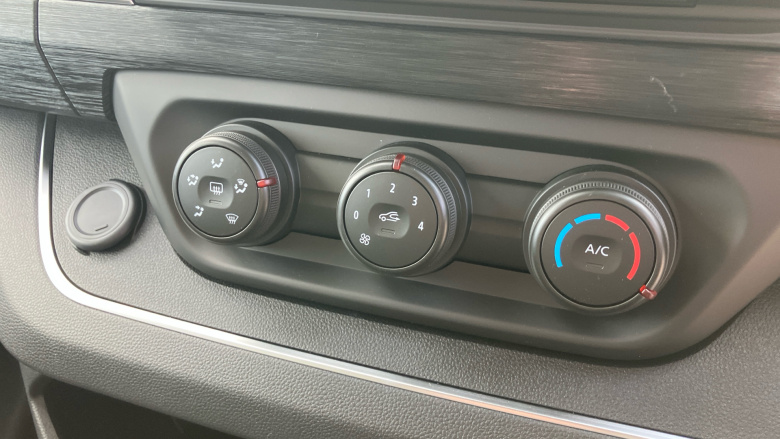 Renault Trafic Lwb Diesel LL30 Blue dCi 150 Extra [Safety] Van